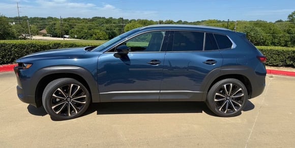 2025-Mazda-cx-50-premium-plus-hero02.jpg.
