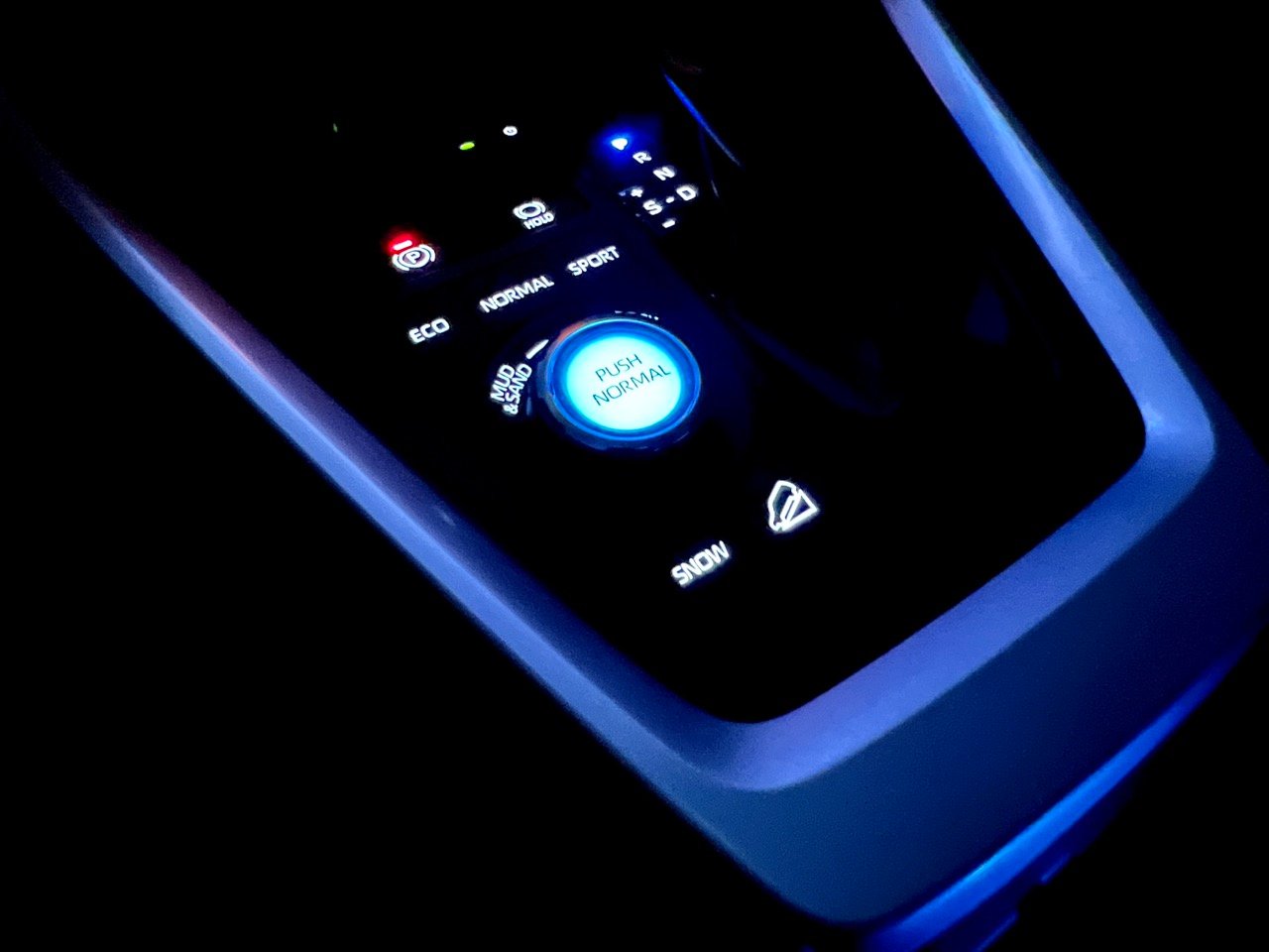 Toyota RAV4 console